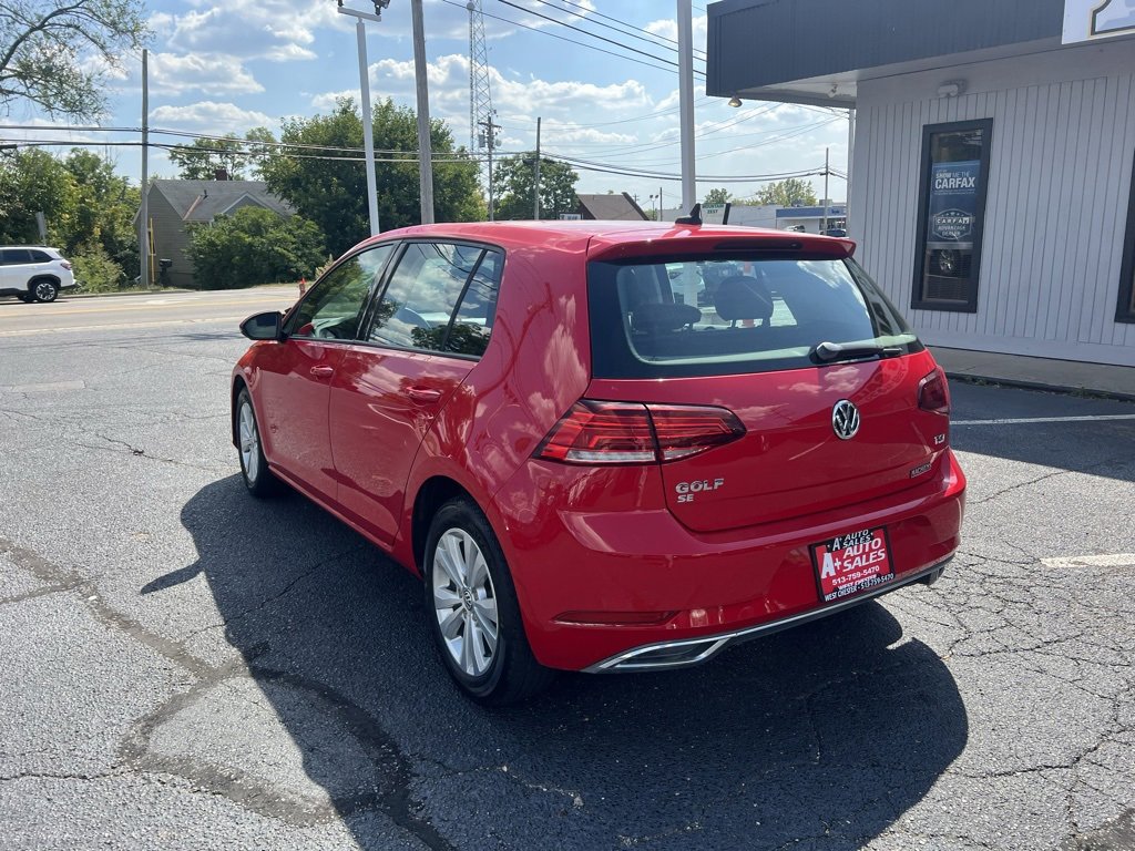 Used 2018 Volkswagen Golf SE image 8