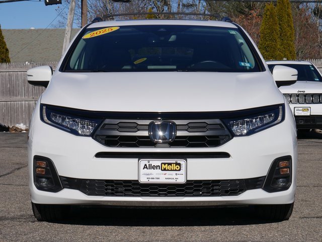 Used 2025 Honda Odyssey EX-L image 2