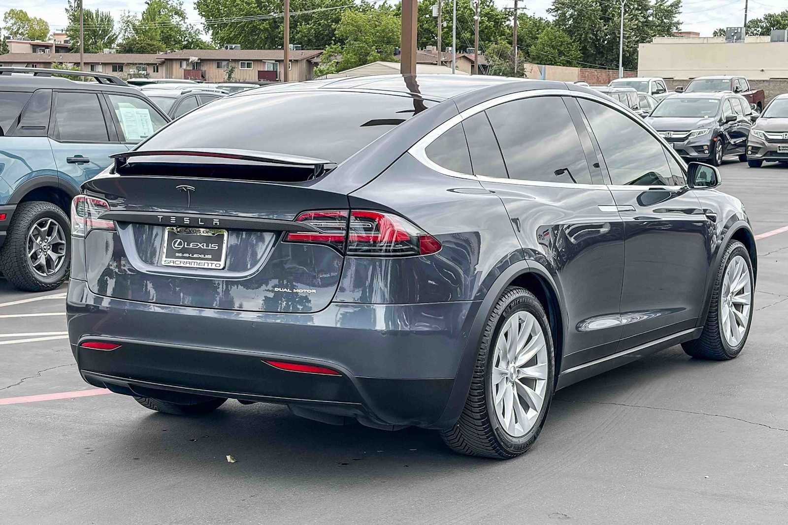 Used 2020 Tesla Model X Long Range image 4