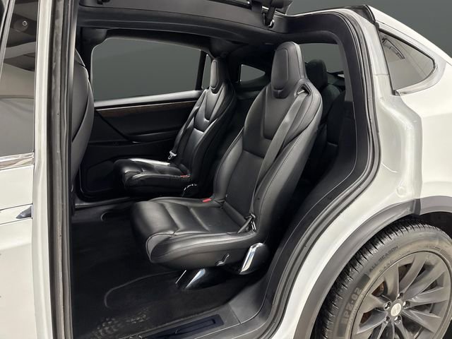 Used 2020 Tesla Model X Long Range image 26