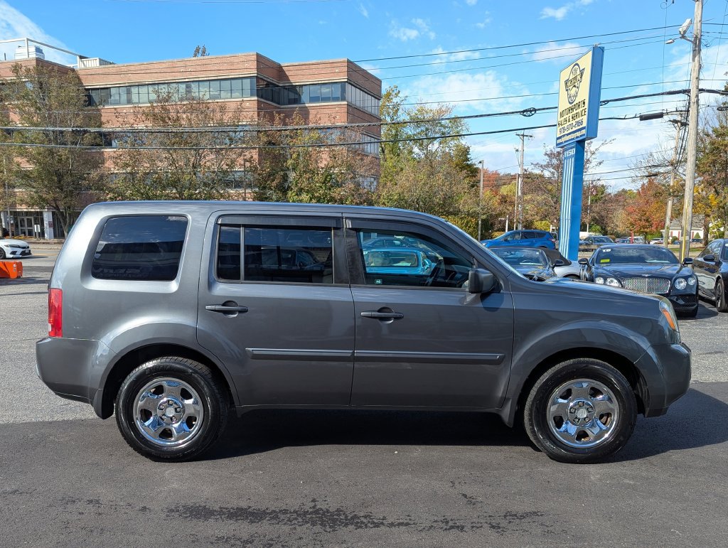 Used 2010 Honda Pilot LX image 6