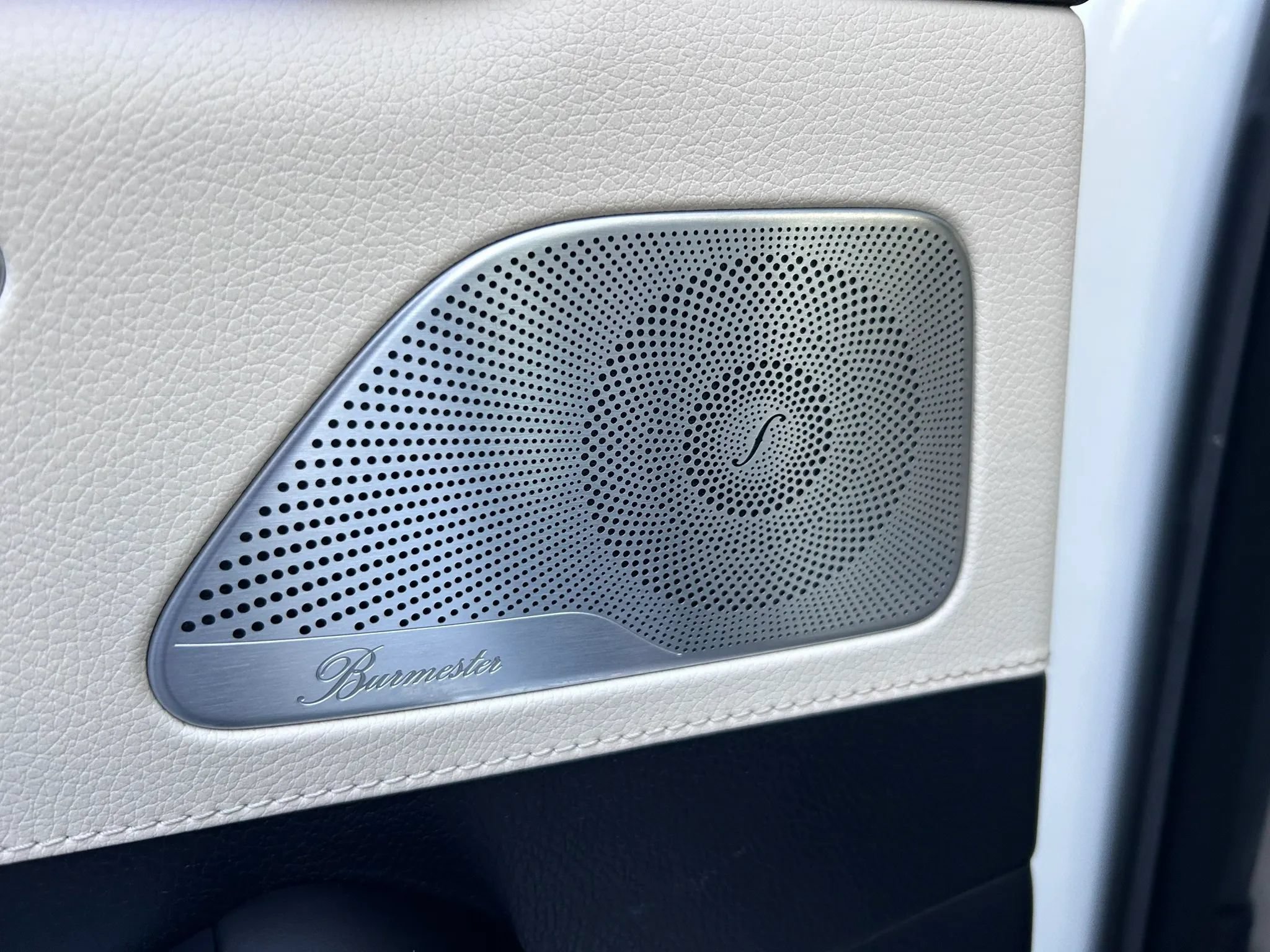 Used 2015 Mercedes-Benz S 63 AMG 4MATIC Sedan image 39