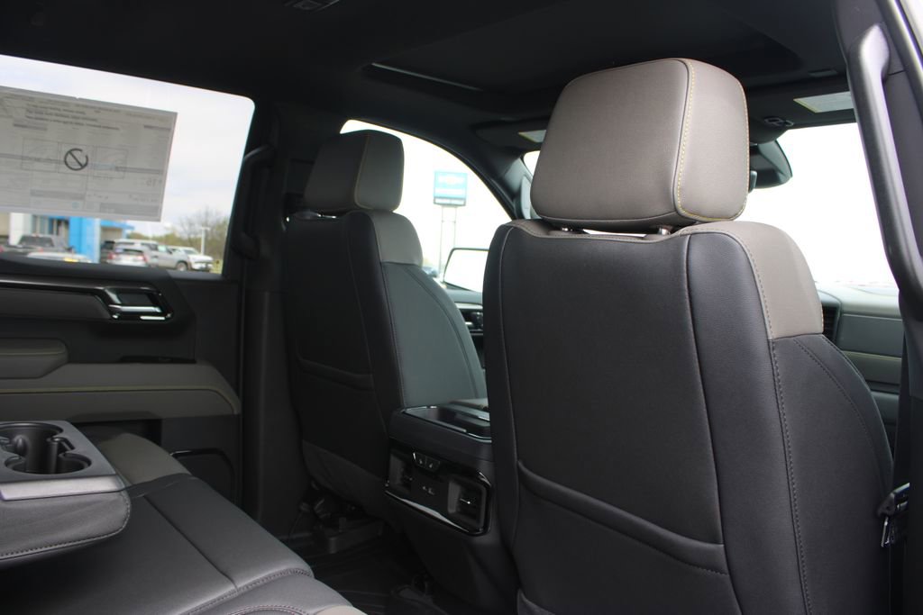 New 2026 Chevrolet Silverado 1500 ZR2 image 32