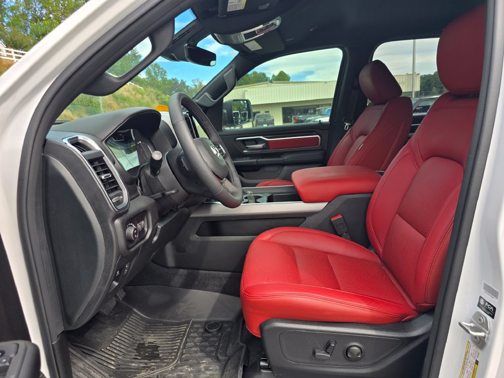 Used 2026 RAM 1500 Big Horn AWD/4WD image 4