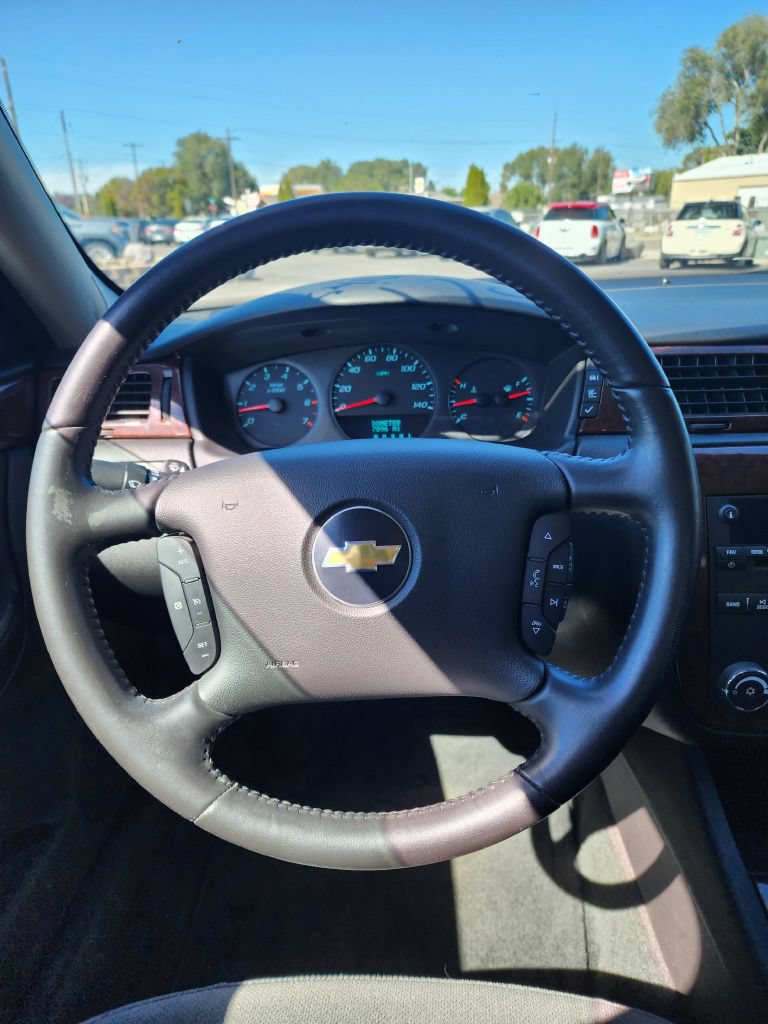 Used 2011 Chevrolet Impala LS FWD image 12