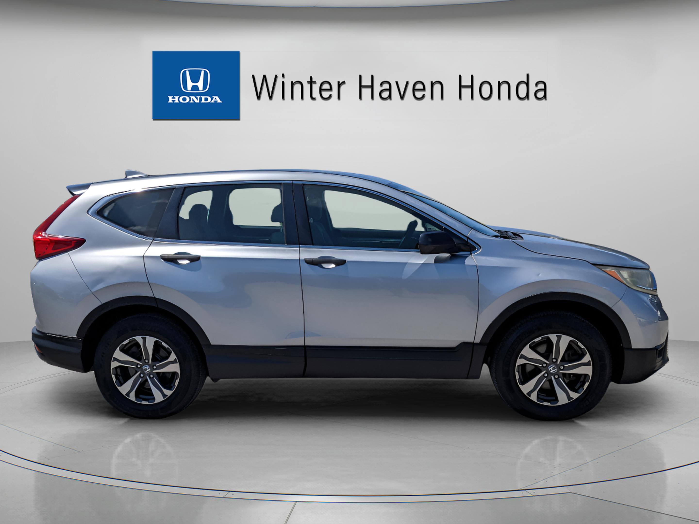 Used 2017 Honda CR-V LX image 9