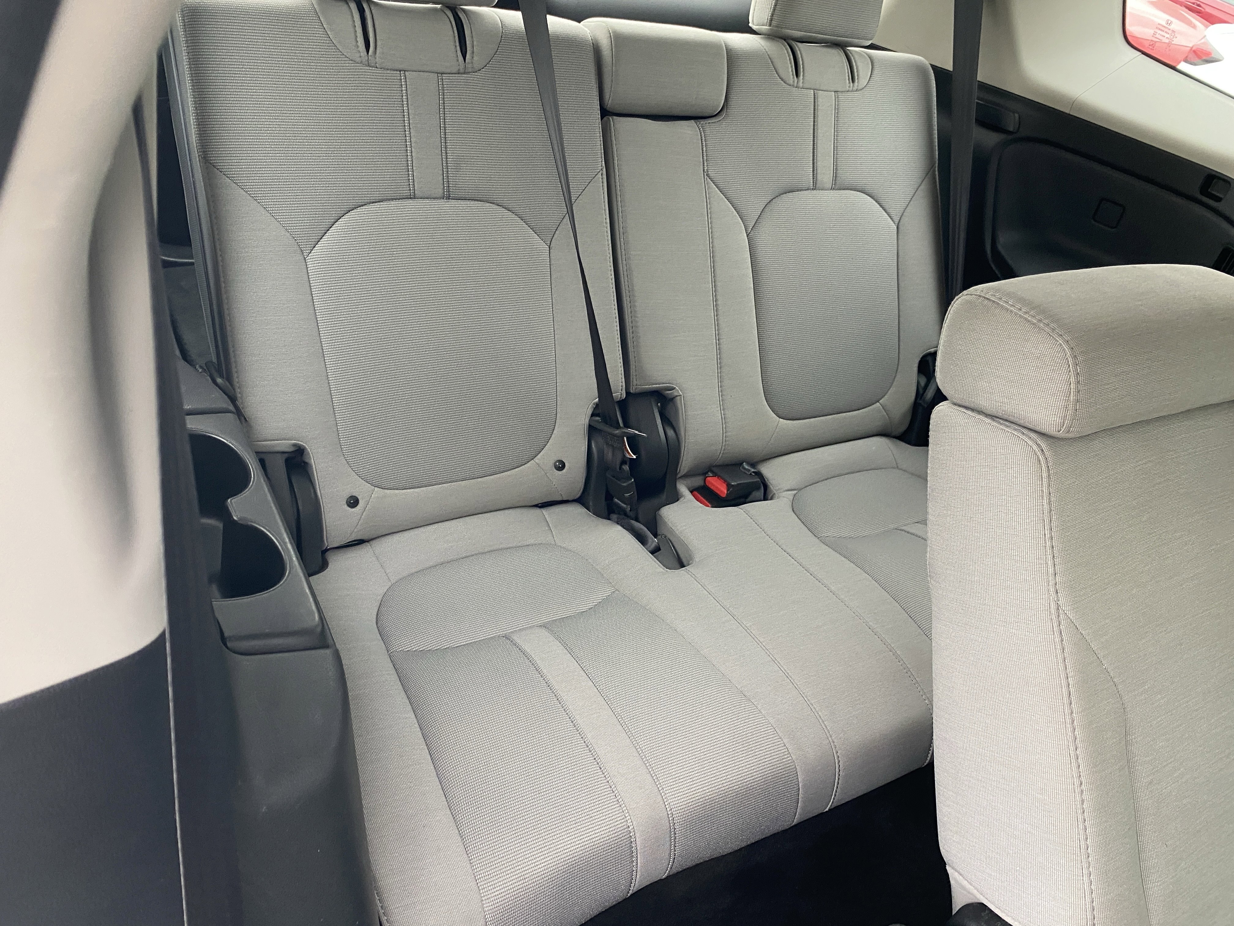 Used 2023 Honda Pilot LX image 11