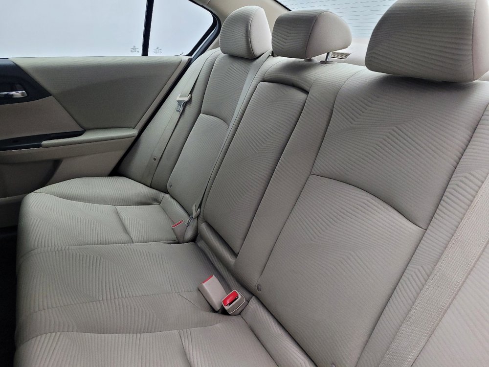Used 2016 Honda Accord LX image 18
