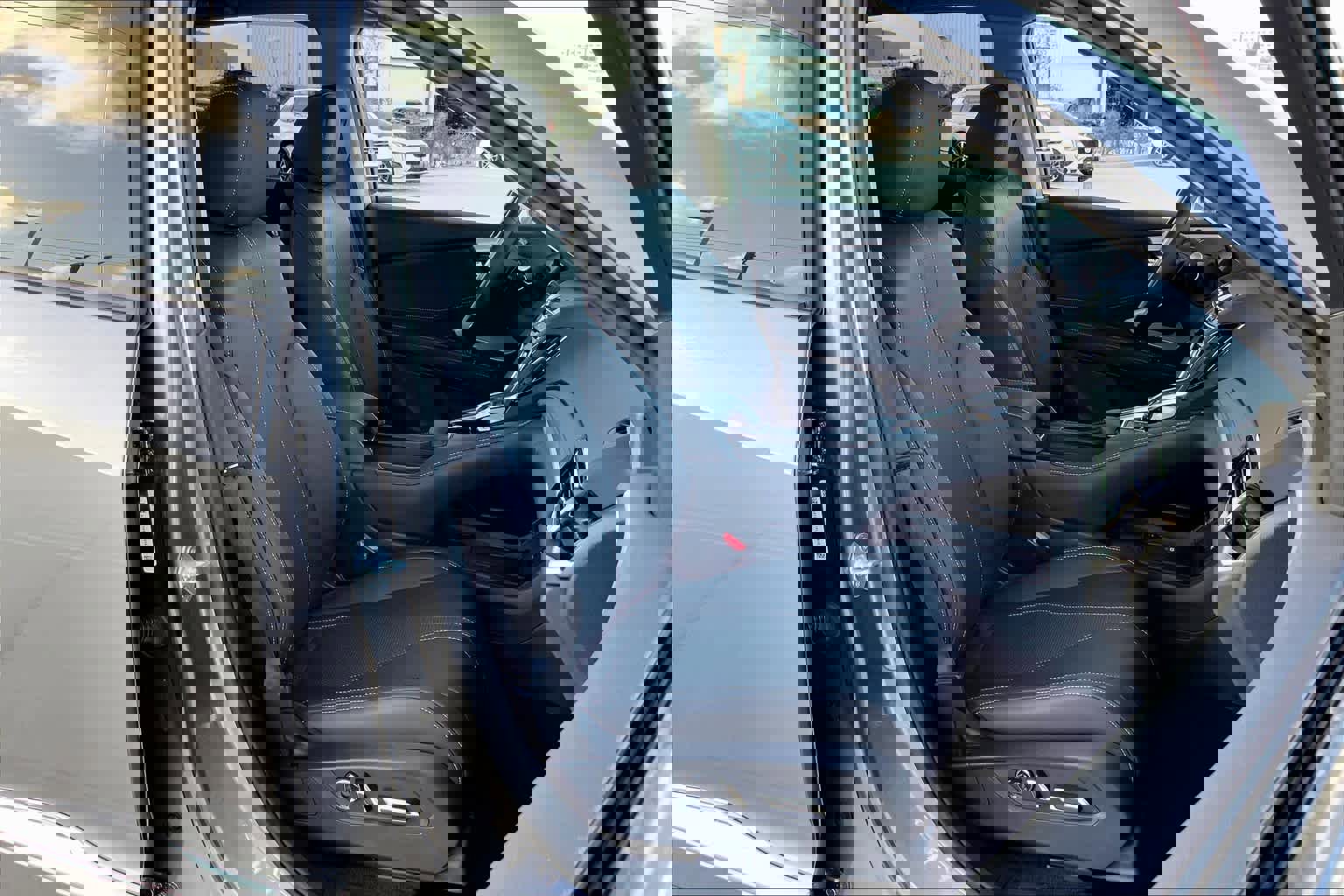 Used 2023 Acura RDX FWD w/ Technology Package image 9