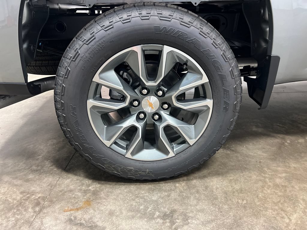 New 2026 Chevrolet Silverado 1500 LT AWD/4WD image 9