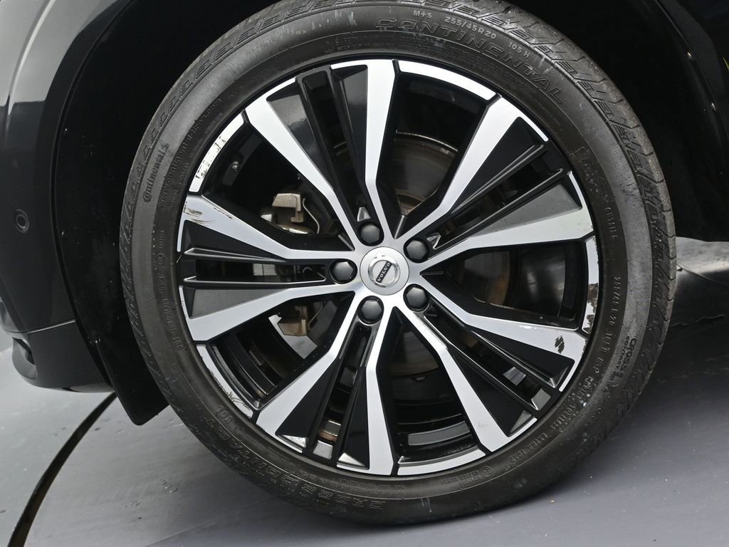 Used 2024 Volvo XC60 B5 Plus image 10