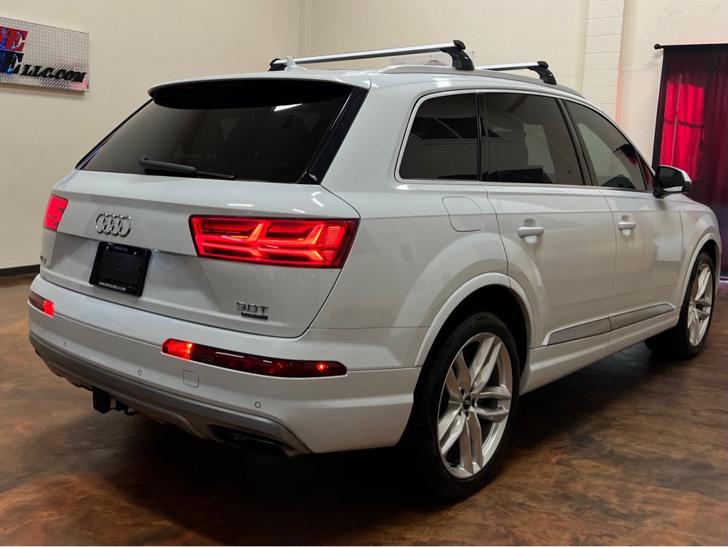 Used 2018 Audi Q7 3.0T Prestige AWD/4WD image 9