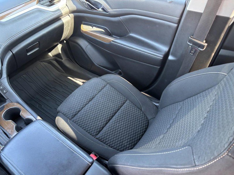 Used 2019 GMC Acadia SLE w/ Driver Alert Package I image 16