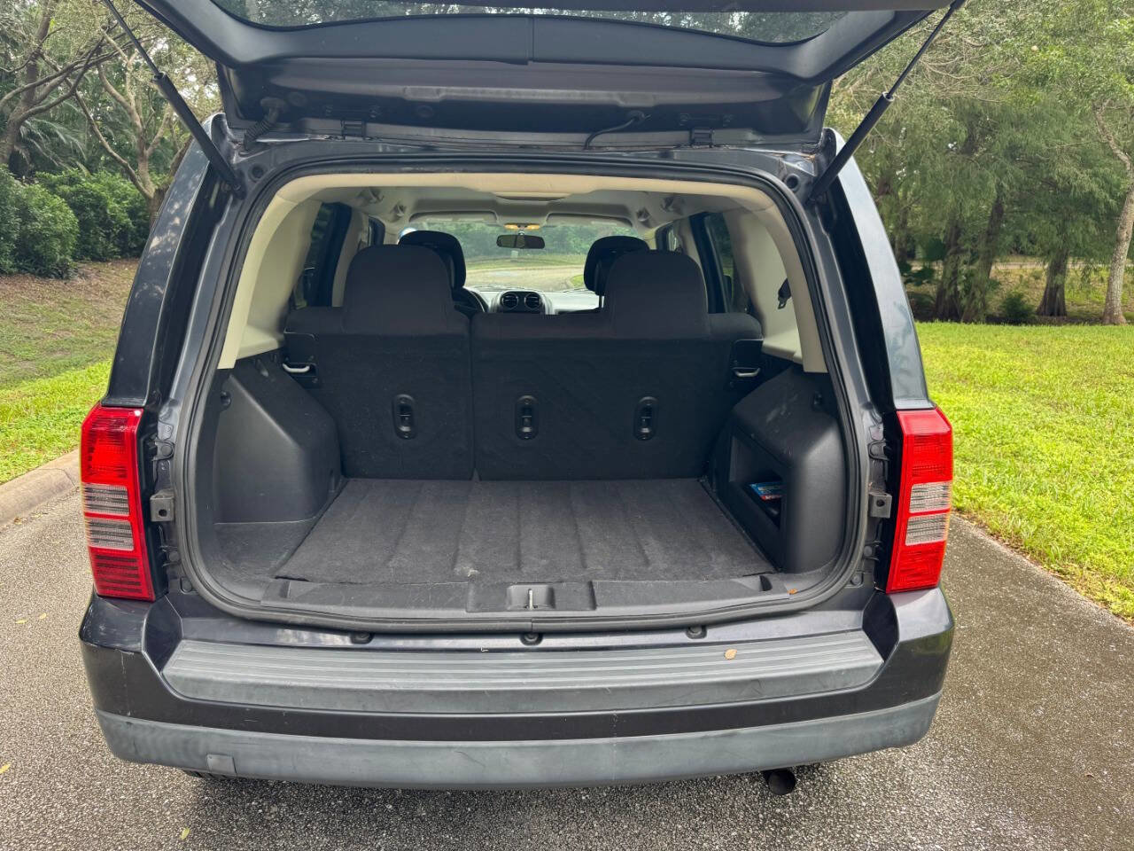 Used 2015 Jeep Patriot Sport w/ Power Value Group image 13