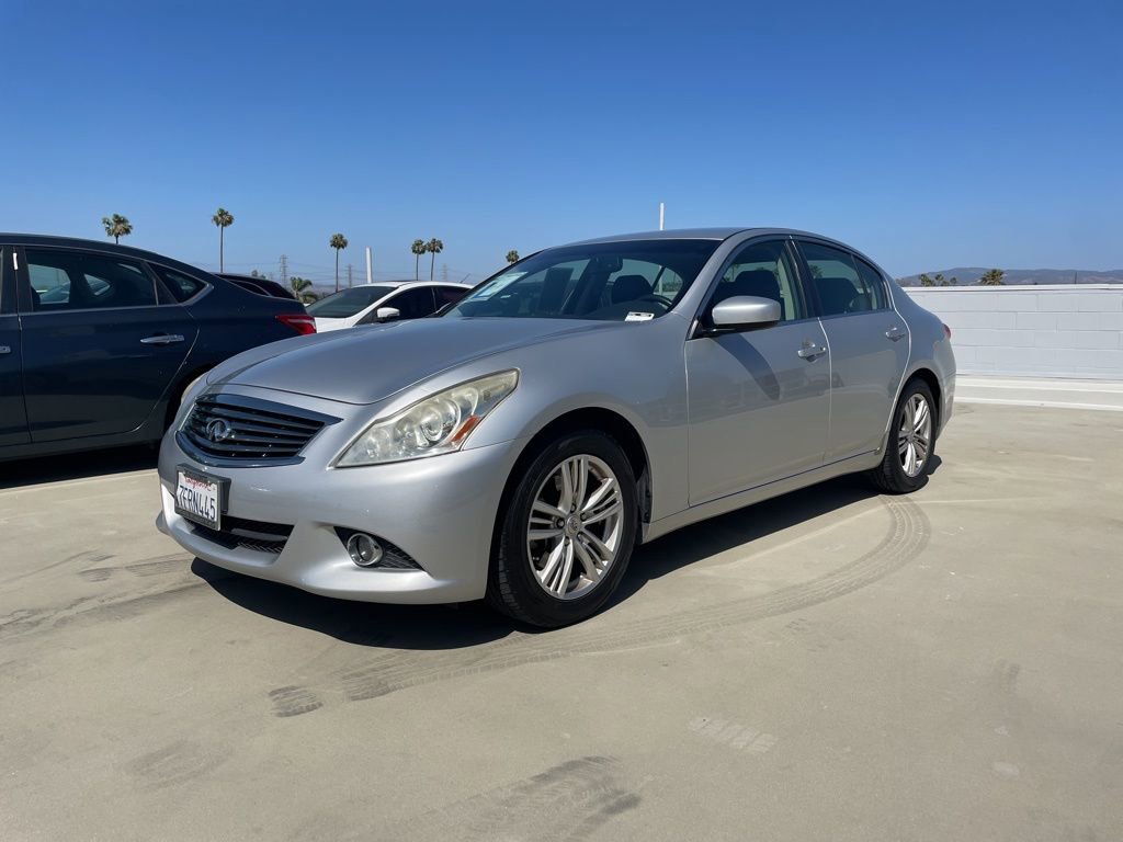 Used 2013 INFINITI G37 Journey RWD image 5