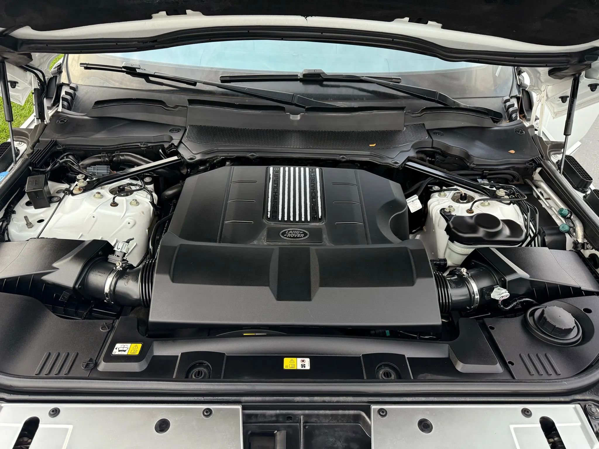 Used 2017 Land Rover Range Rover Long Wheelbase Autobiography image 35