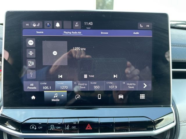 Certified 2022 Jeep Compass Limited image 33