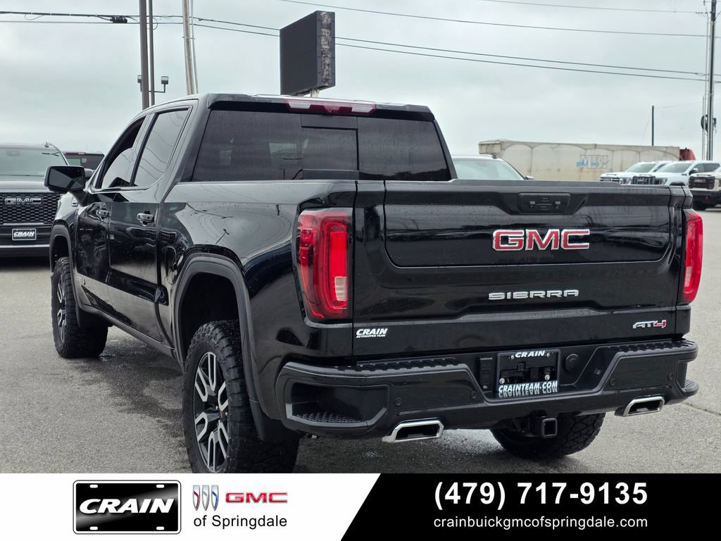 Used 2024 GMC Sierra 1500 AT4 w/ Technology Package AWD/4WD image 5