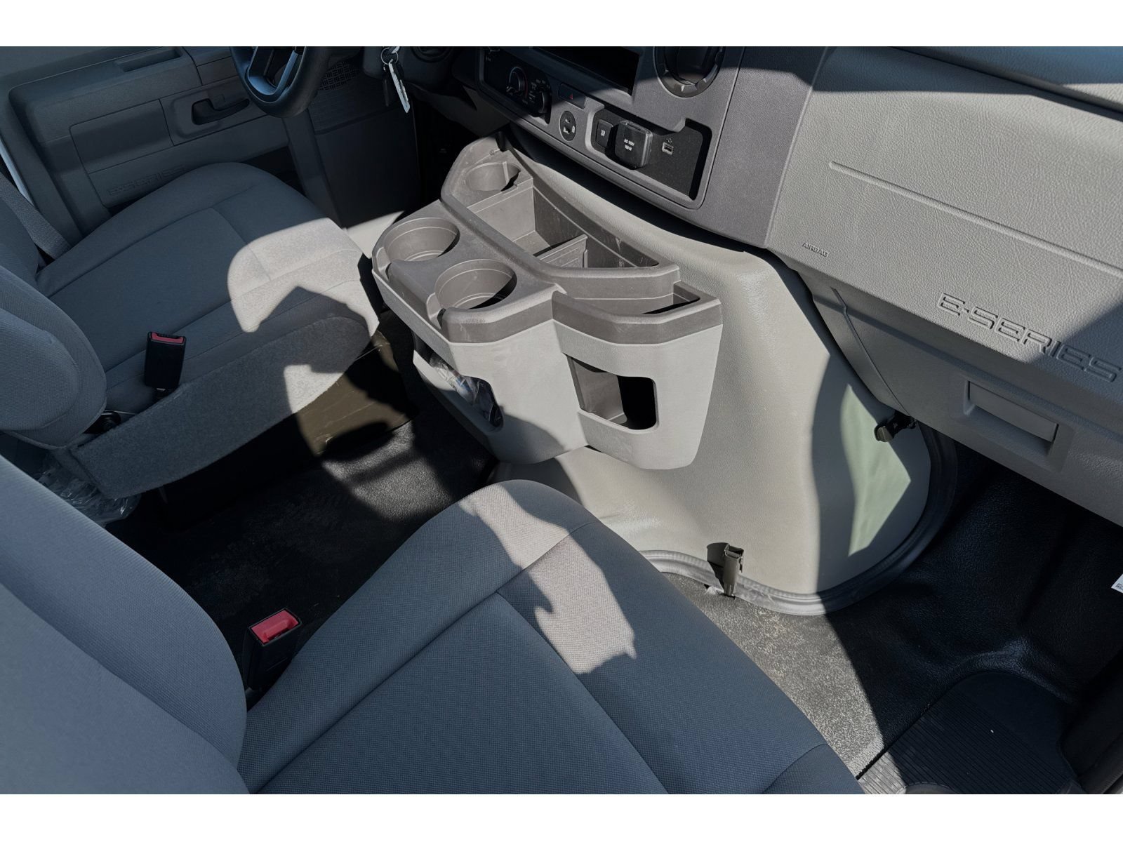 New 2025 Ford E-350 and Econoline 350 Super Duty w/ Power Equipment Group RWD image 12