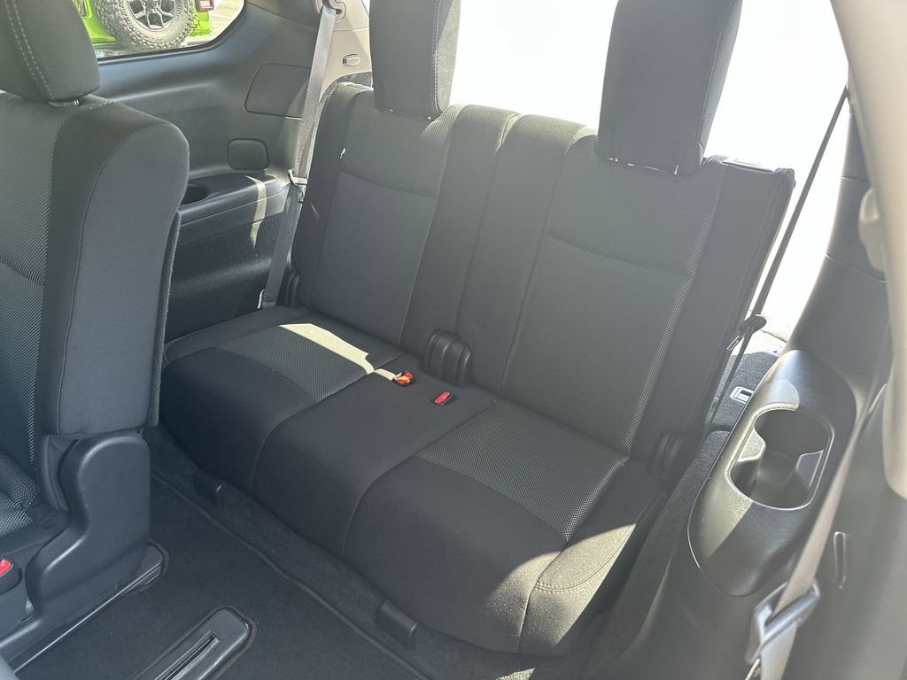 Used 2020 Nissan Pathfinder S FWD image 23
