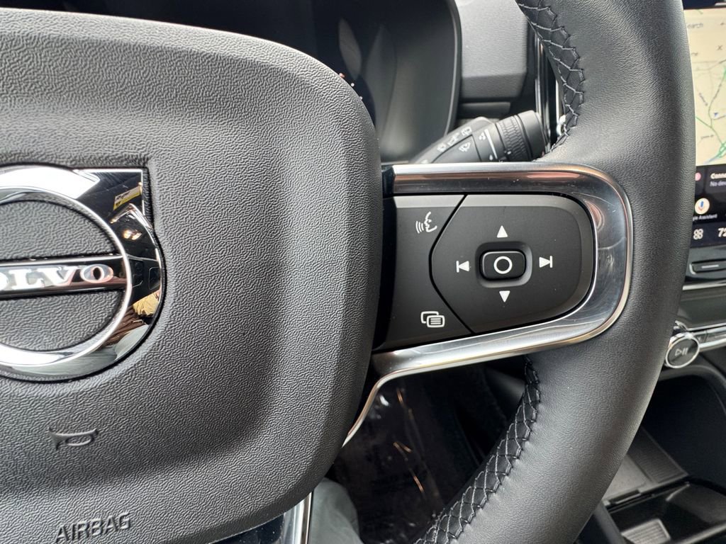 Used 2026 Volvo EX40 Plus w/ Climate Package image 14