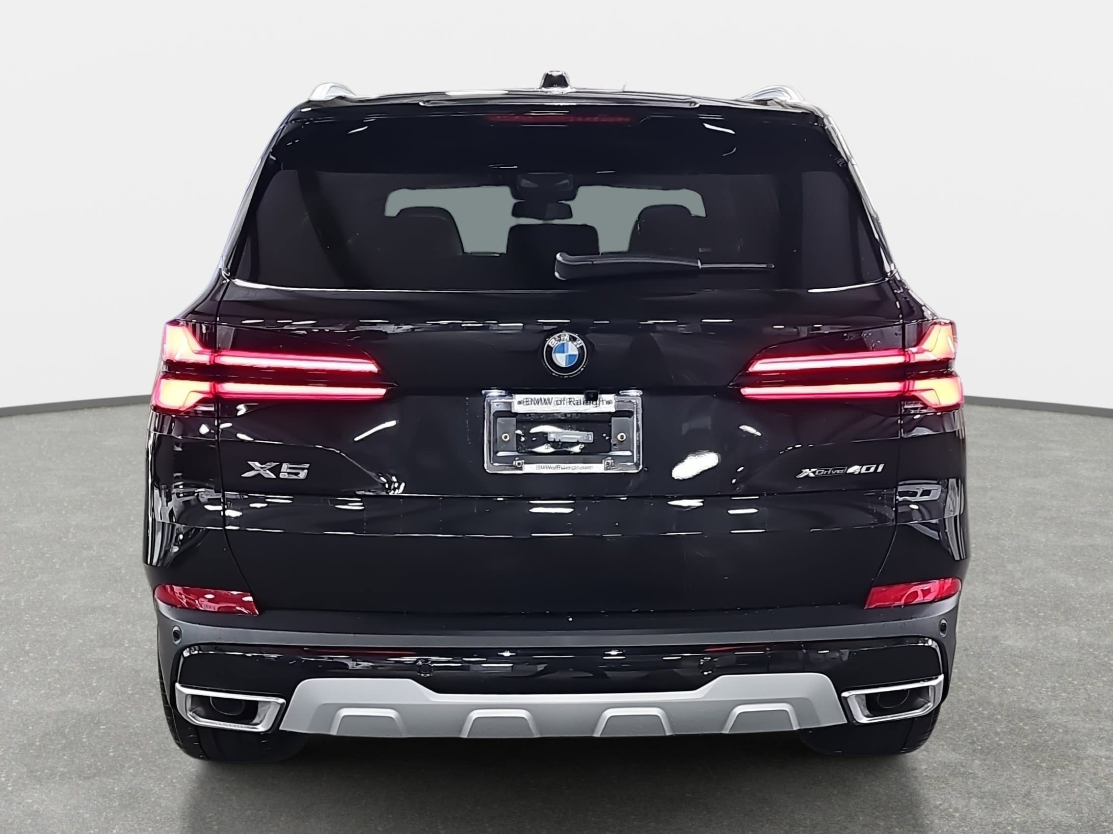 New 2026 BMW X5 xDrive40i w/ Climate Comfort Package image 6