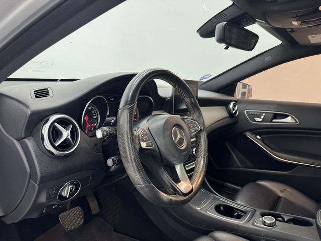 Used 2018 Mercedes-Benz GLA 250 image 40