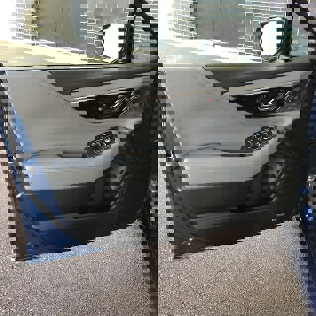 Used 2022 Subaru Legacy Limited XT image 16