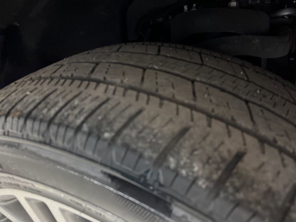 Used 2024 Ford Expedition Limited image 48