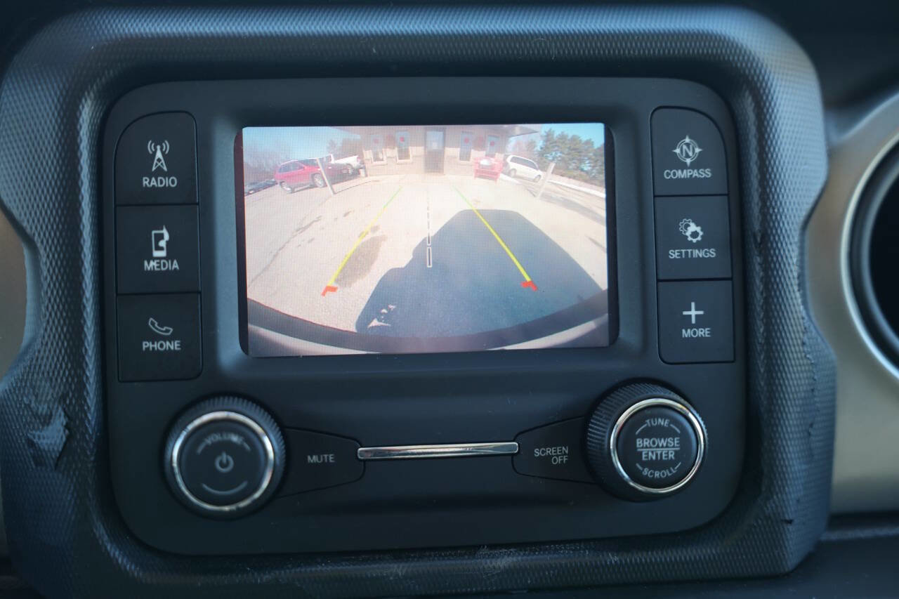 Used 2020 Jeep Wrangler Sport image 22