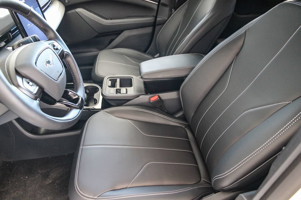 New 2026 Ford Mustang Mach-E Select RWD image 18