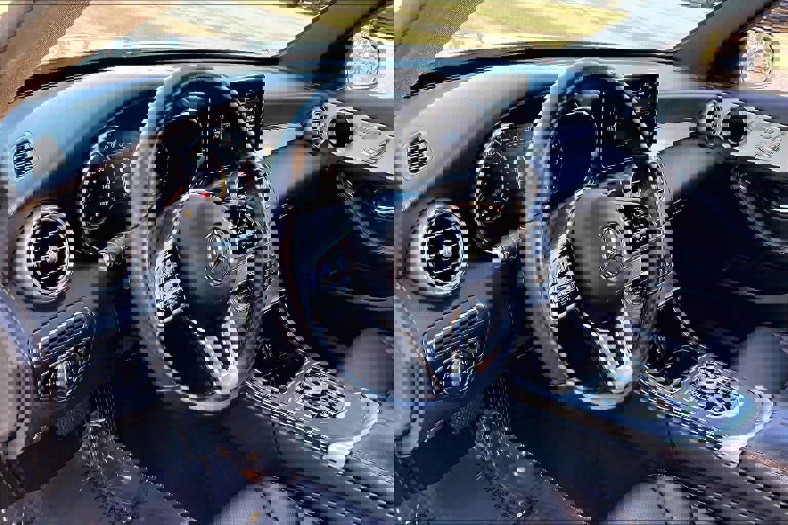 Used 2021 Mercedes-Benz C 300 Sedan image 17