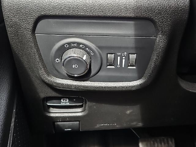 Used 2022 Jeep Grand Cherokee L Limited RWD image 25