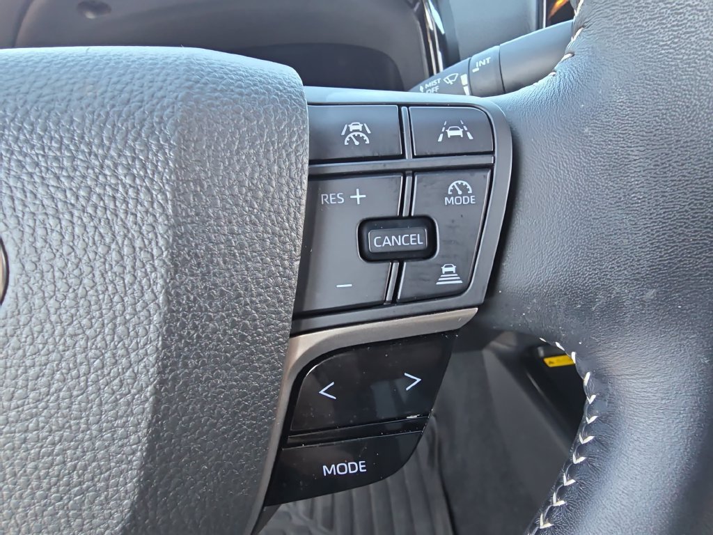 Certified 2025 Toyota Camry SE AWD/4WD image 21