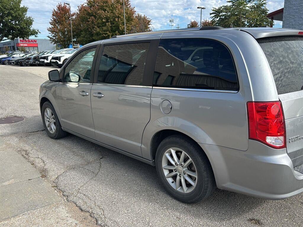 Used 2019 Dodge Grand Caravan SXT FWD image 7