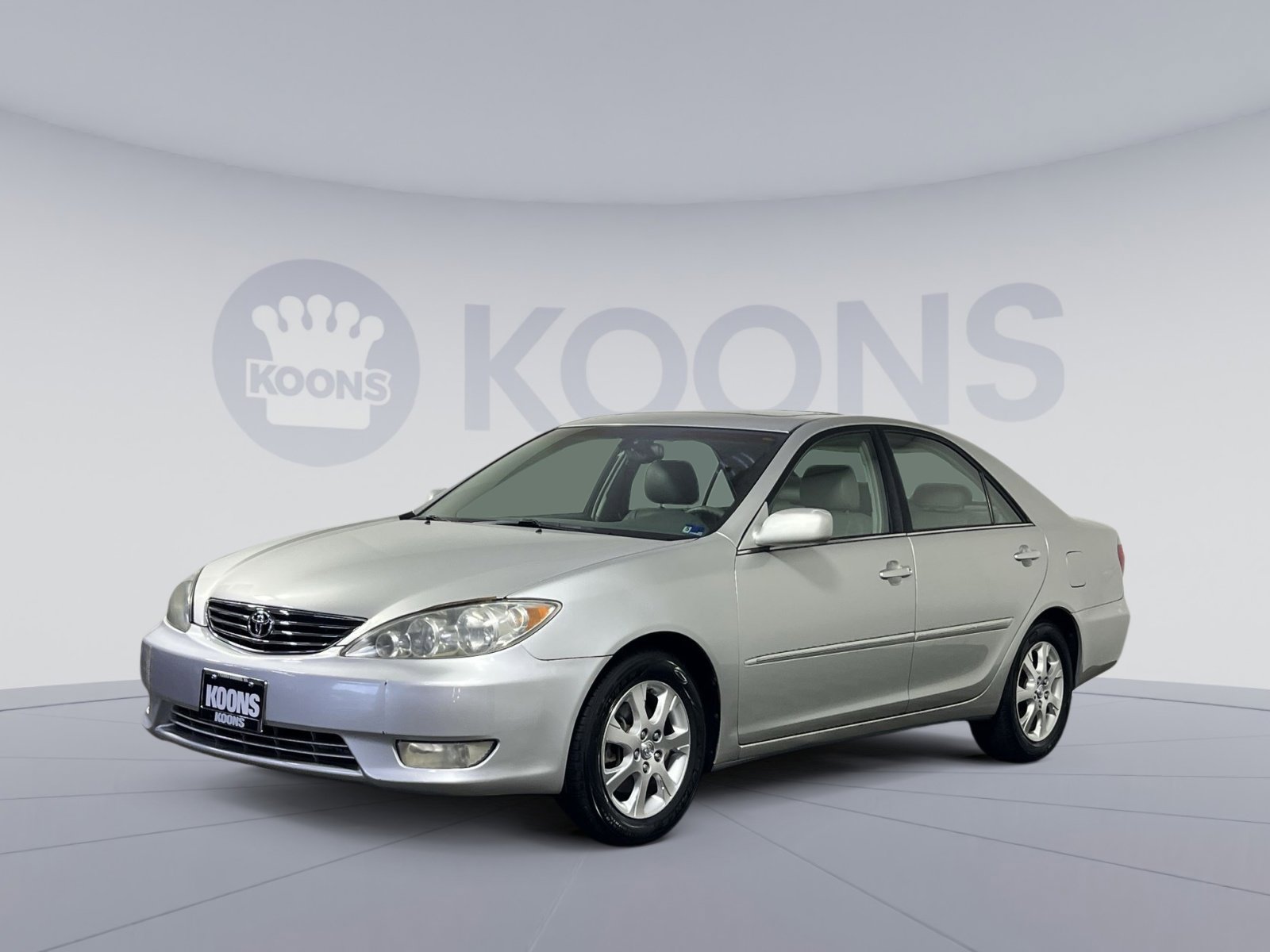 Used 2005 Toyota Camry XLE FWD image 5