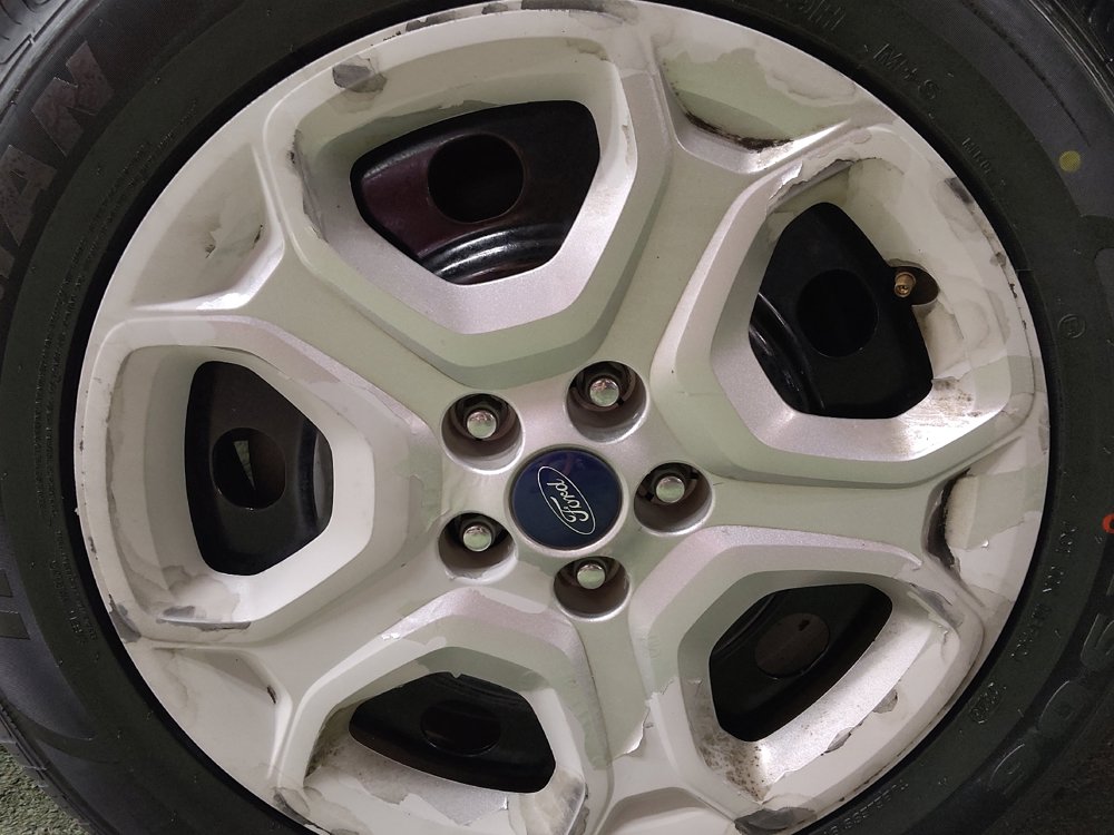 Used 2017 Ford Escape S FWD image 31