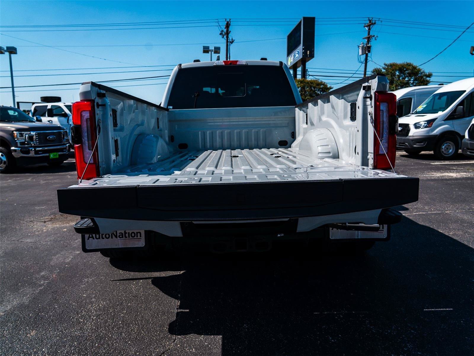 Certified 2026 Ford F350 Platinum AWD/4WD image 32