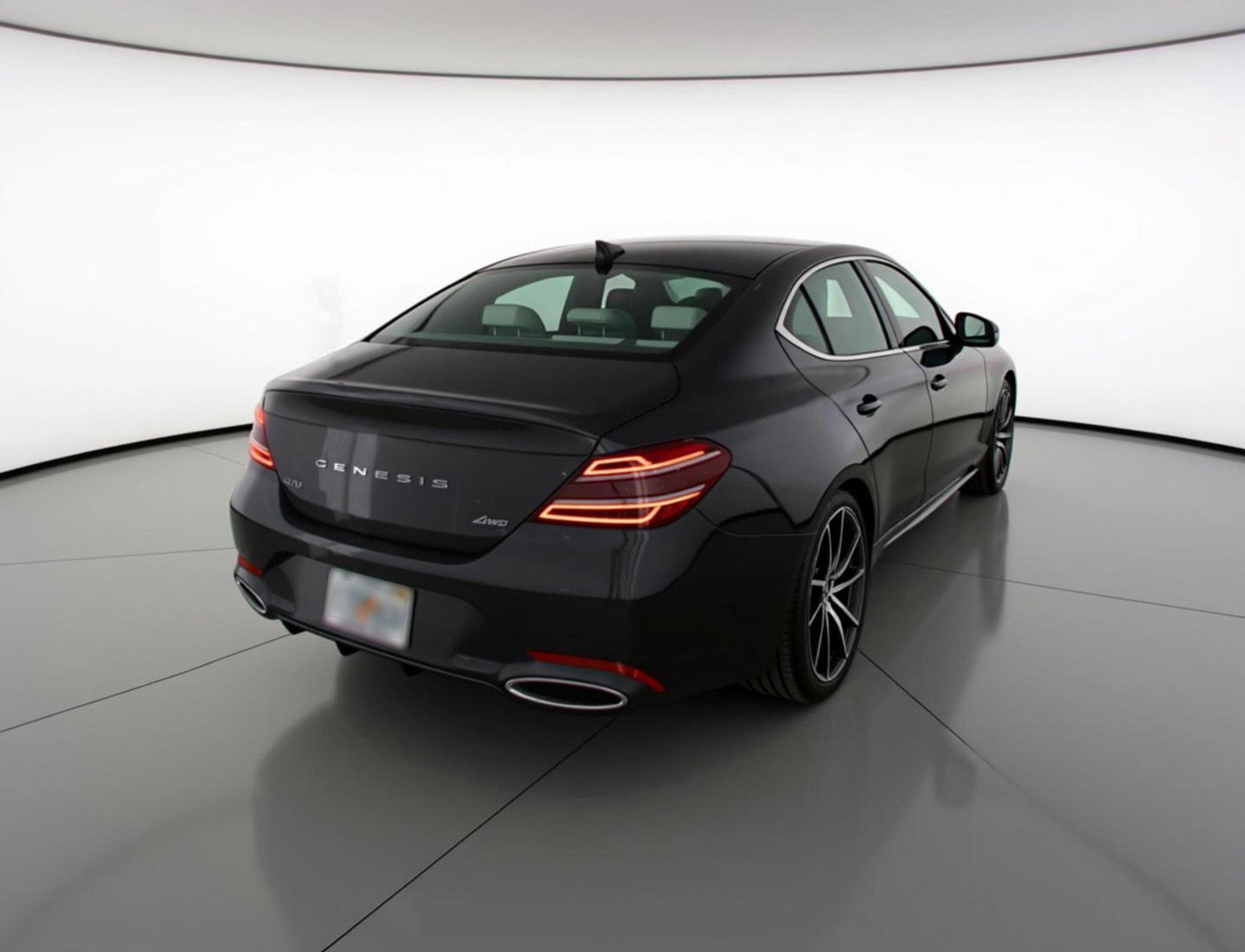 Used 2025 Genesis G70 2.5T image 9