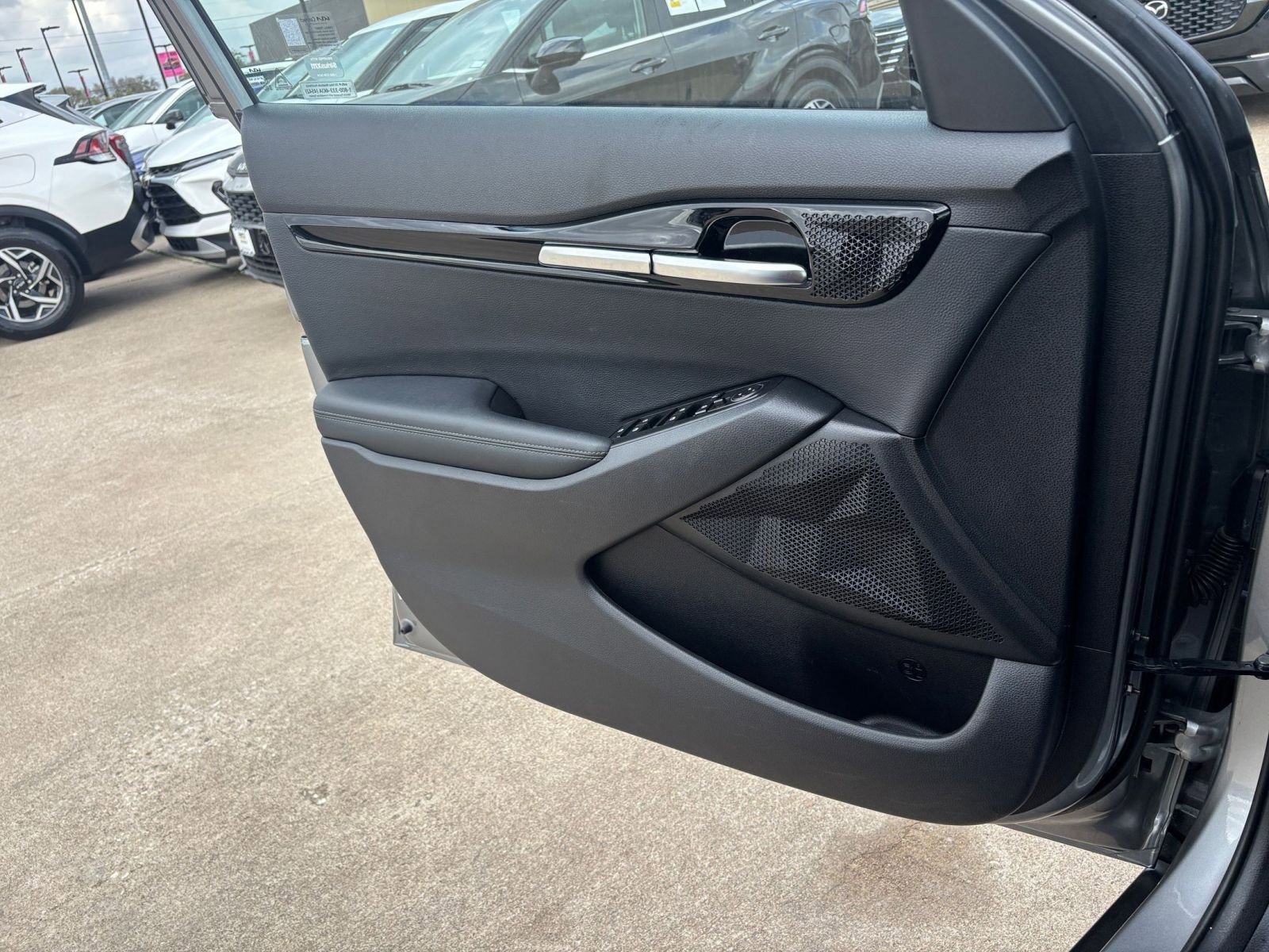 Used 2025 Kia Seltos S image 18