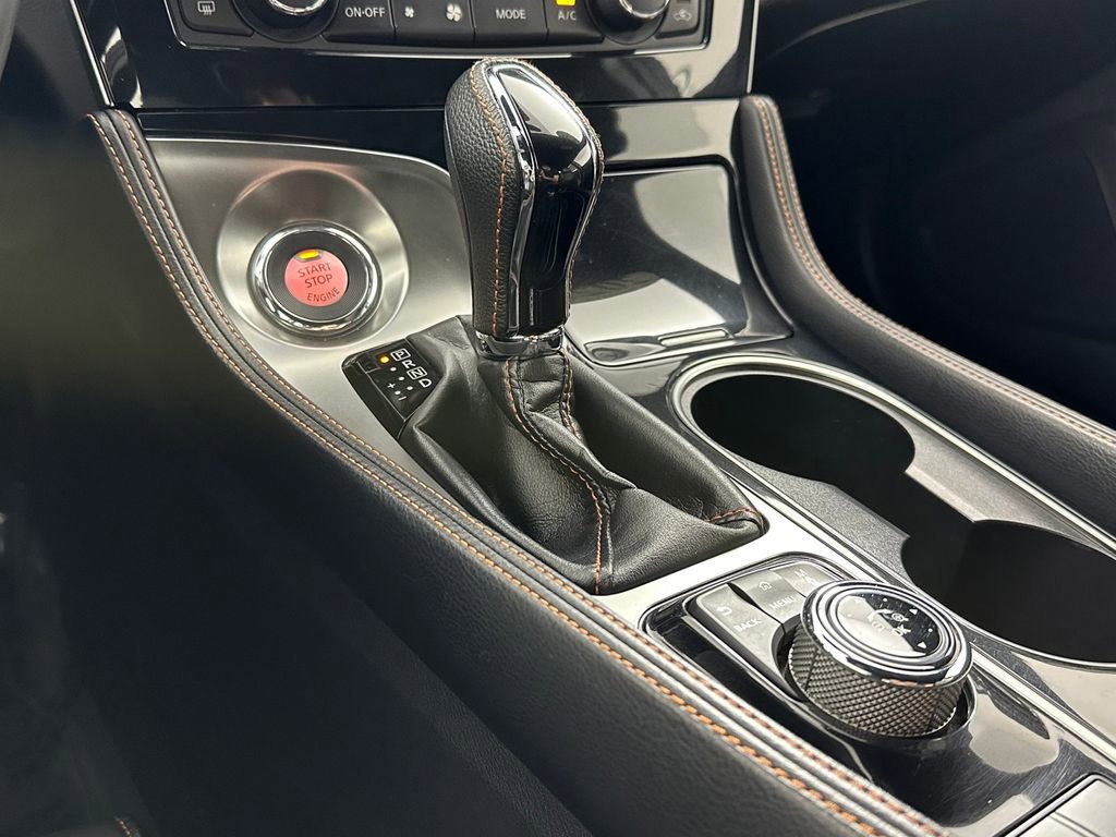 Used 2020 Nissan Maxima SR w/ Sport Mat Group FWD image 26