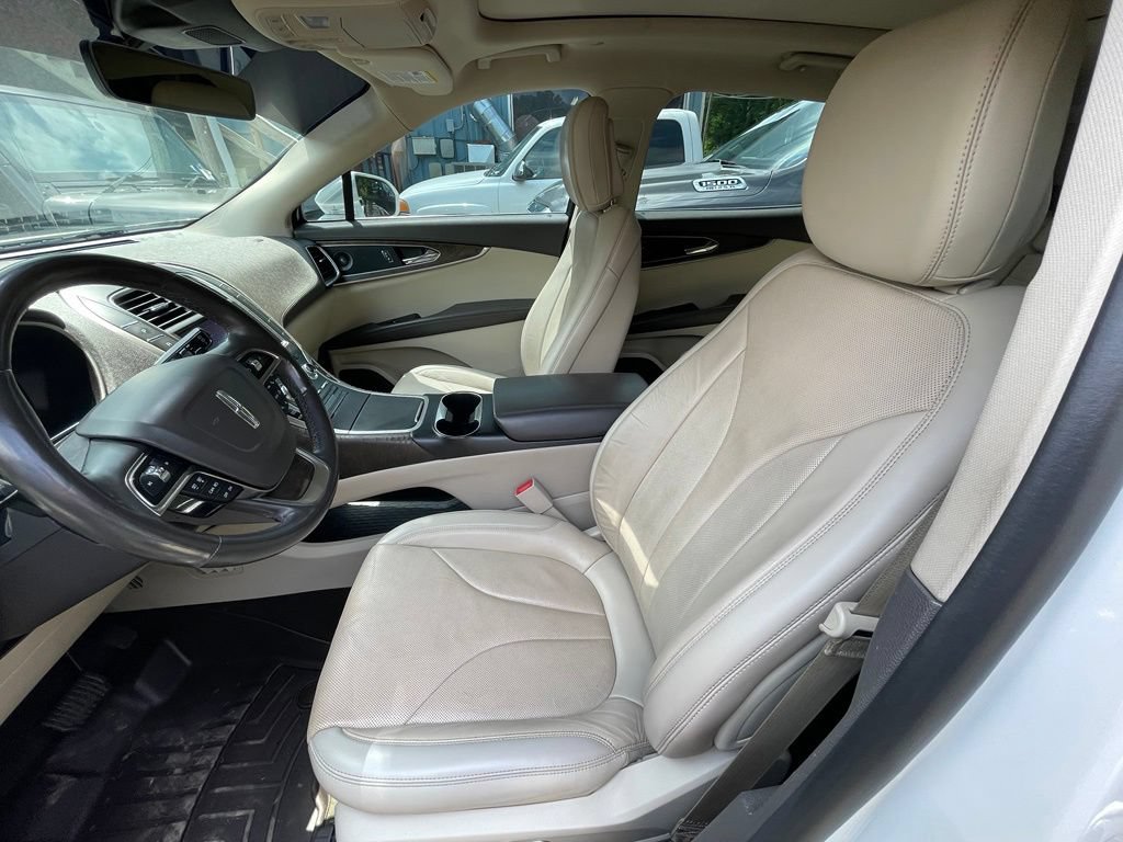 Used 2017 Lincoln MKC Reserve AWD/4WD image 10