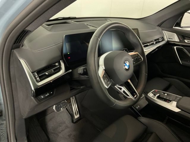 Certified 2025 BMW X2 xDrive28i w/ Premium Package AWD/4WD image 24
