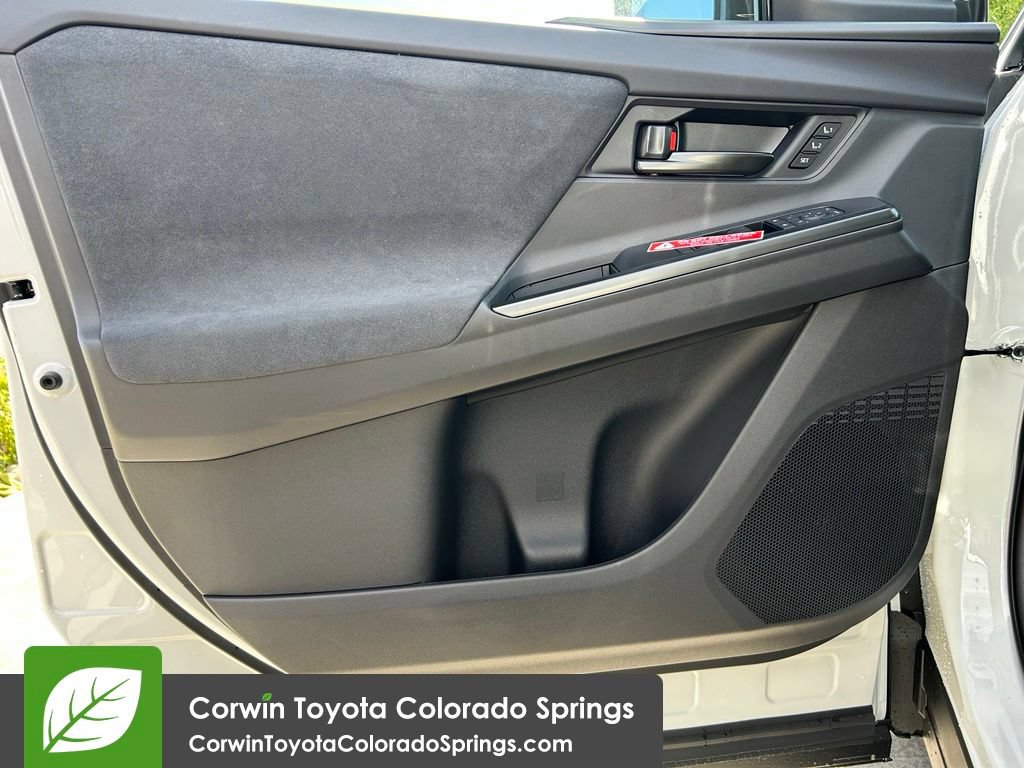 New 2026 Toyota C-HR AWD/4WD image 22