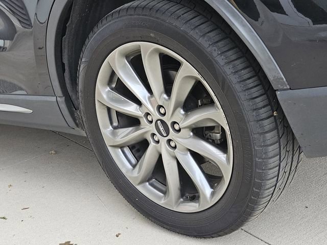 Used 2020 Lincoln Corsair FWD w/ Premium Package image 10
