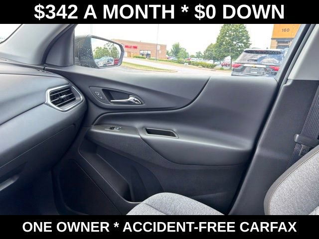 Used 2023 Chevrolet Equinox LT FWD image 26
