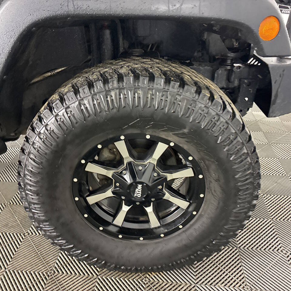 Used 2016 Jeep Wrangler Sport AWD/4WD image 28