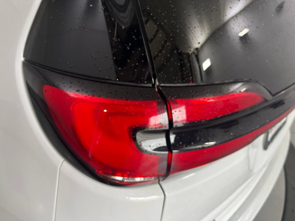 Used 2024 Chrysler Pacifica Touring-L FWD image 42