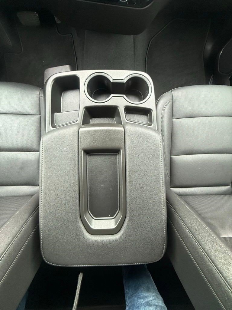 Certified 2025 GMC Sierra 1500 SLT image 16