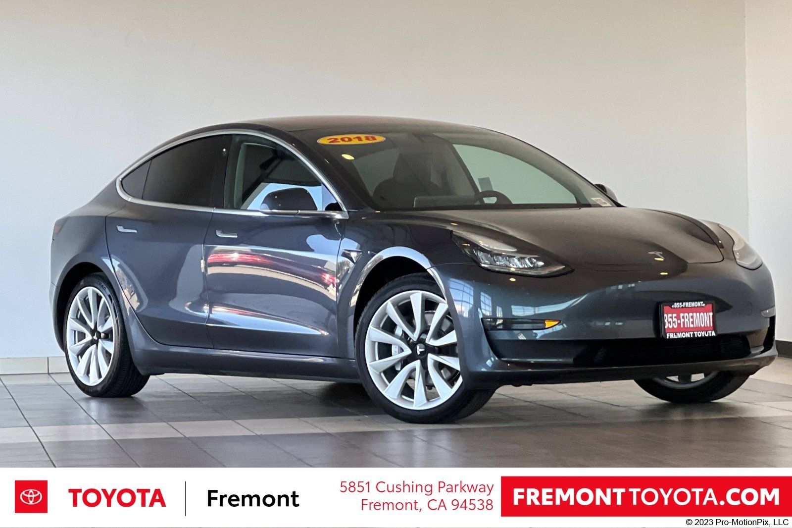 Used 2018 Tesla Model 3 Long Range RWD image 1